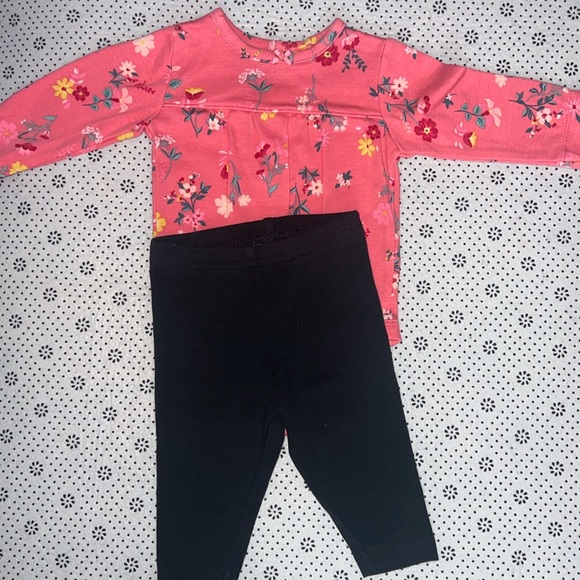 🛍 CUTE Little BABIES OUTFIT SIZE 3 MONTHS 🛍 - Picture 1 of 6